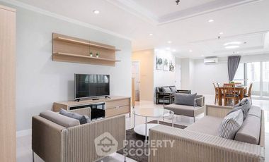 For rent 3 bedrooms condo in Watthana, Bangkok
