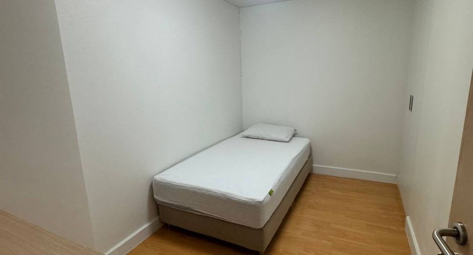 Wohnung zur Miete mit 3 Zimmer in Sathon, Bangkok