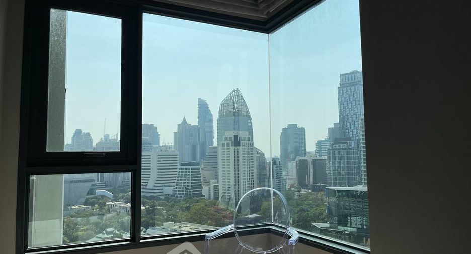 For rent and for sale 2 bedrooms condo in Pathum Wan, Bangkok