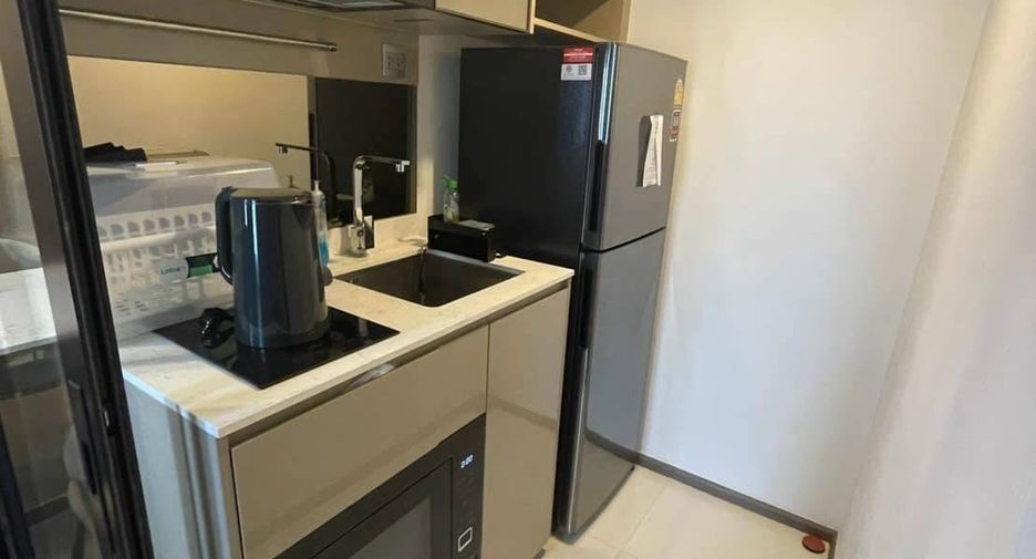 Wohnung zur Miete mit 2 Zimmer in Ratchathewi, Bangkok
