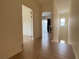 Haus zur Miete und zum Kauf mit 3 Zimmer in Prawet, Bangkok