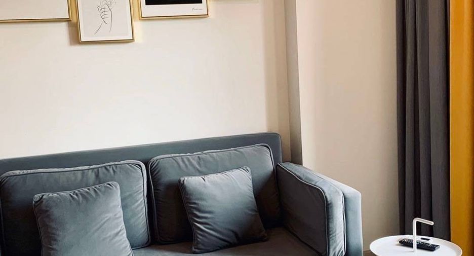 For rent 2 bedrooms condo in Pathum Wan, Bangkok