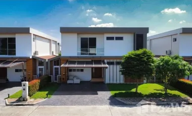 Villa zur Miete mit 4 Zimmer in San Kamphaeng, Chiang Mai