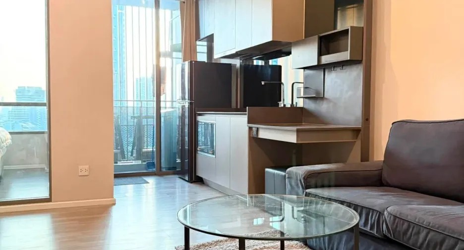 For rent 1 bed condo in Khlong Toei, Bangkok