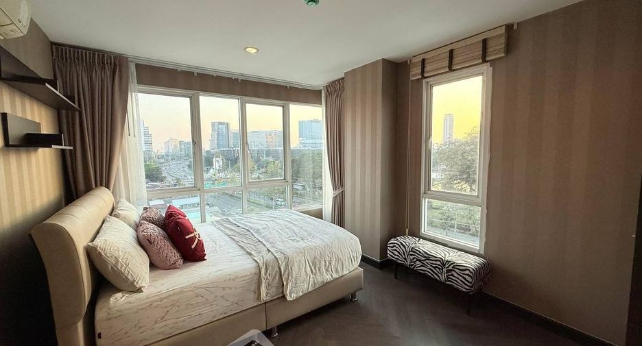 For rent 1 bed condo in Khlong Toei, Bangkok