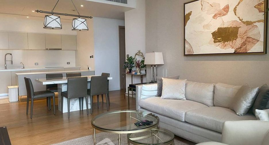 Condo en alquiler de 3 habitaciones en Khlong San, Bangkok