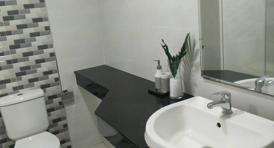 For sale 1 bed condo in Na Jomtien, Pattaya
