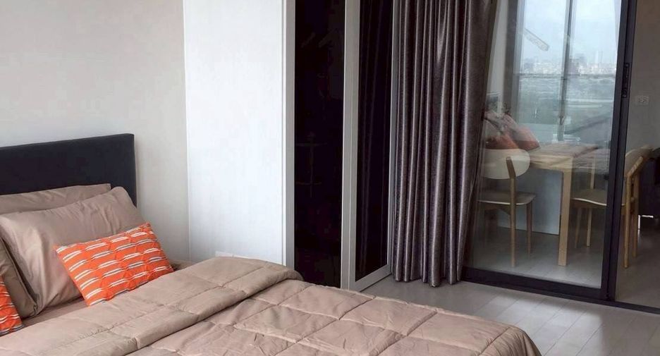 Wohnung zur Miete mit 2 Zimmer in Pathum Wan, Bangkok