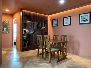 Condo en alquiler de 2 habitaciones en Huai Khwang, Bangkok