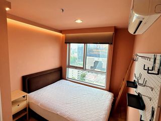 Condo en alquiler de 2 habitaciones en Huai Khwang, Bangkok