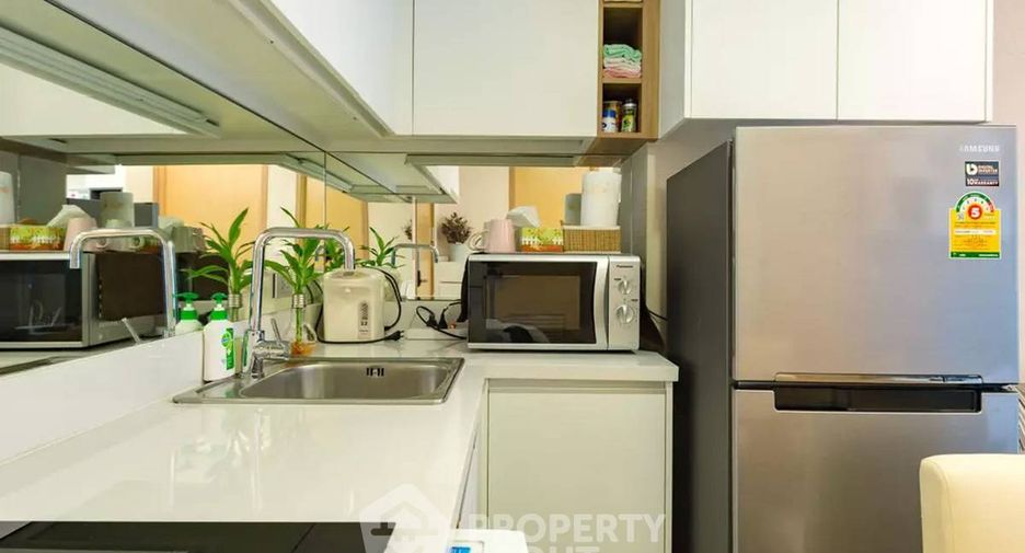 Condo en alquiler y en venta de 1 habitaciones en Watthana, Bangkok