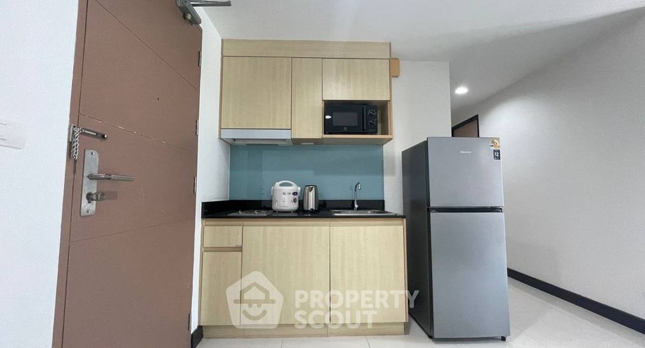 For rent and for sale 2 bedrooms condo in Khlong San, Bangkok