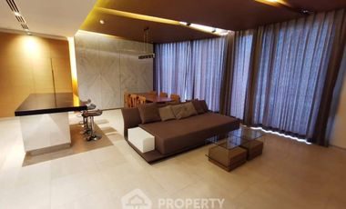 Condo en alquiler y en venta de 2 habitaciones en Sathon, Bangkok