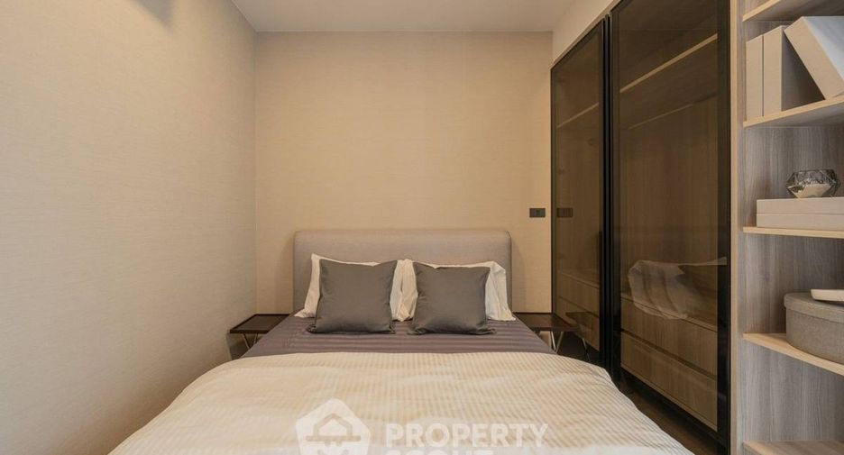 For sale 3 bedrooms condo in Watthana, Bangkok
