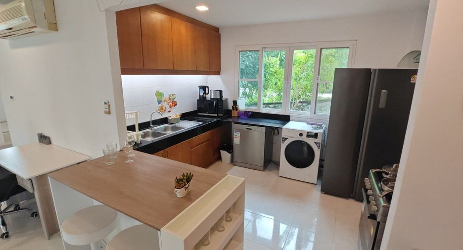 À louer 2 chambres villa à Mueang Phuket, Phuket