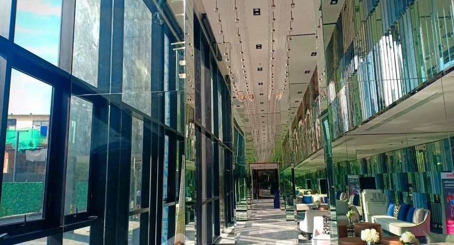 Condo en venta de 2 habitaciones en Bangkok Yai, Bangkok