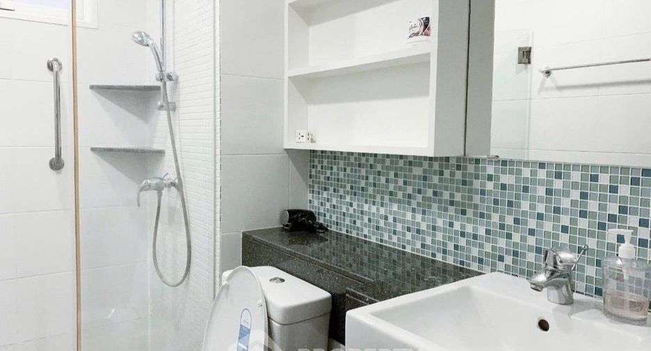 Продажа 2 спальни кондо в Кхлонг Тоеи, Бангкок