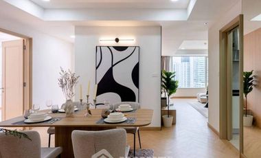 For sale 2 bedrooms condo in Watthana, Bangkok