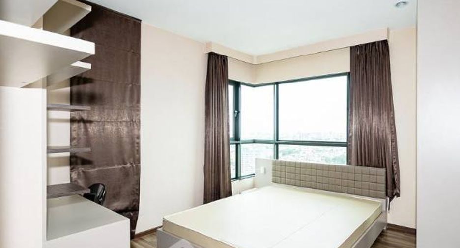 À vendre 2 chambres condo à Khlong San, Bangkok