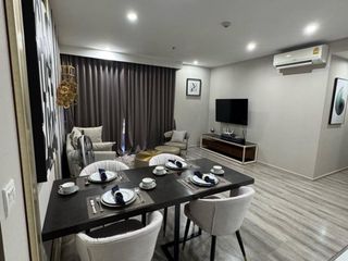 À louer 2 chambres condo à Bang Na, Bangkok