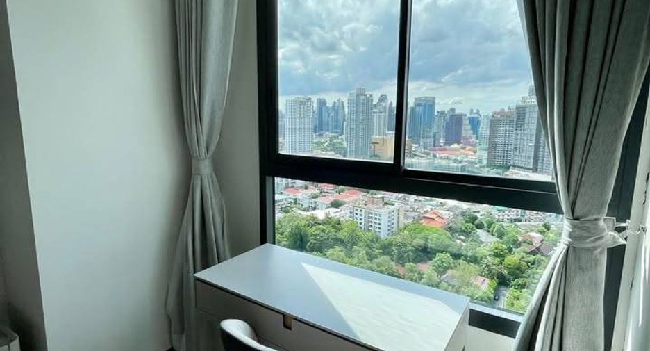 Wohnung zur Miete mit 2 Zimmer in Khlong Toei, Bangkok