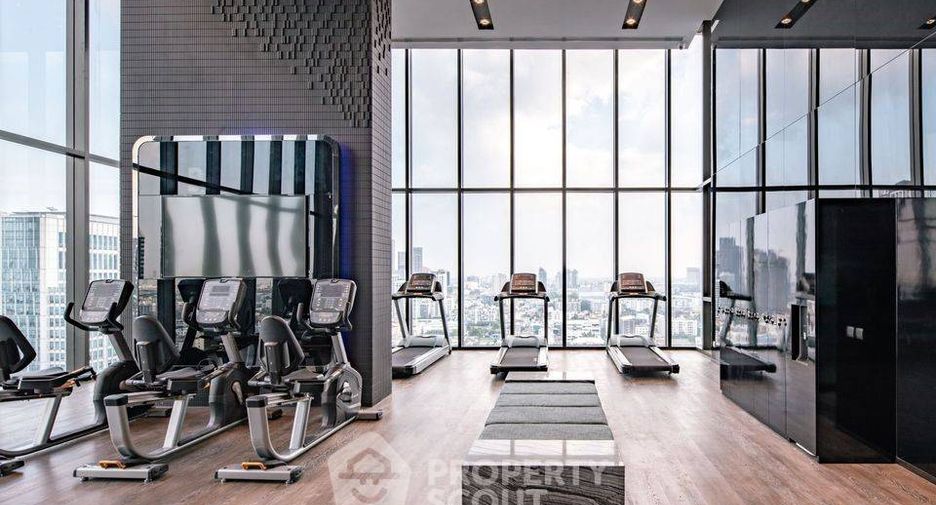 For rent 2 bedrooms condo in Phra Khanong, Bangkok
