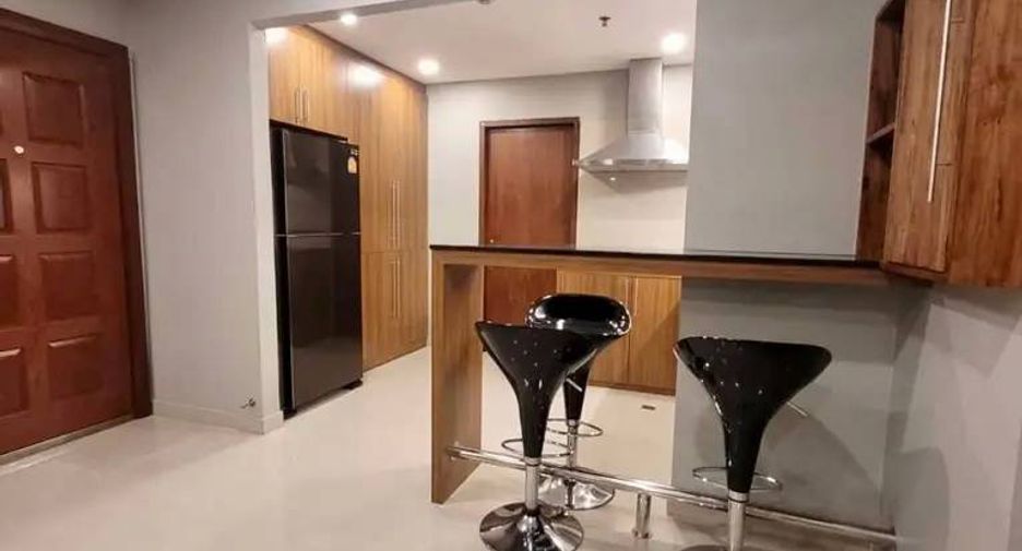 For rent 2 bedrooms condo in Watthana, Bangkok