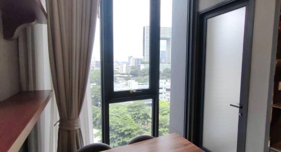 For rent 2 bedrooms condo in Chatuchak, Bangkok
