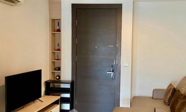 For rent 1 bed condo in Huai Khwang, Bangkok
