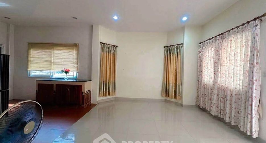 For rent 3 bedrooms house in Bang Lamung, Chonburi
