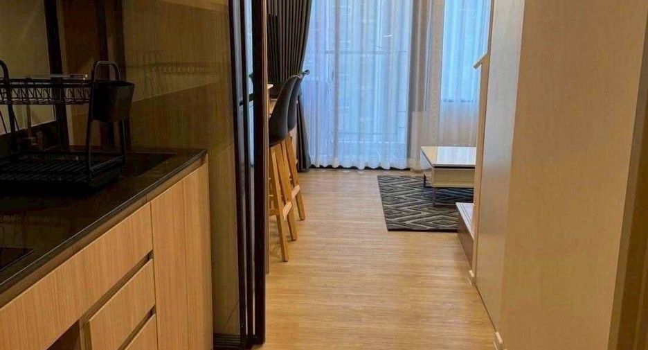 Condo en alquiler de 1 habitaciones en Huai Khwang, Bangkok