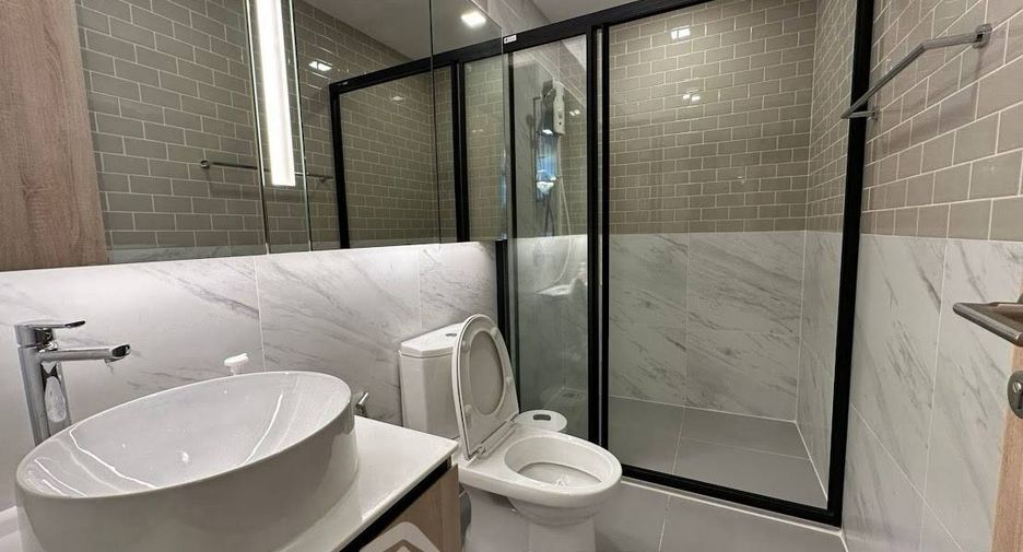 Condo en alquiler de 3 habitaciones en Ratchathewi, Bangkok