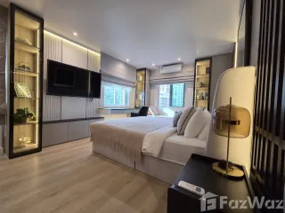 À louer 2 chambres condo à Yan Nawa, Bangkok