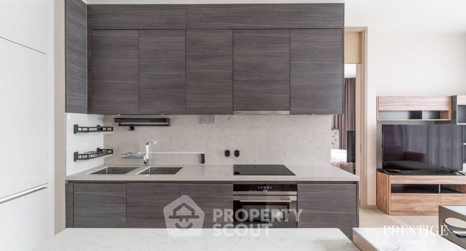 For rent 2 bedrooms condo in Watthana, Bangkok