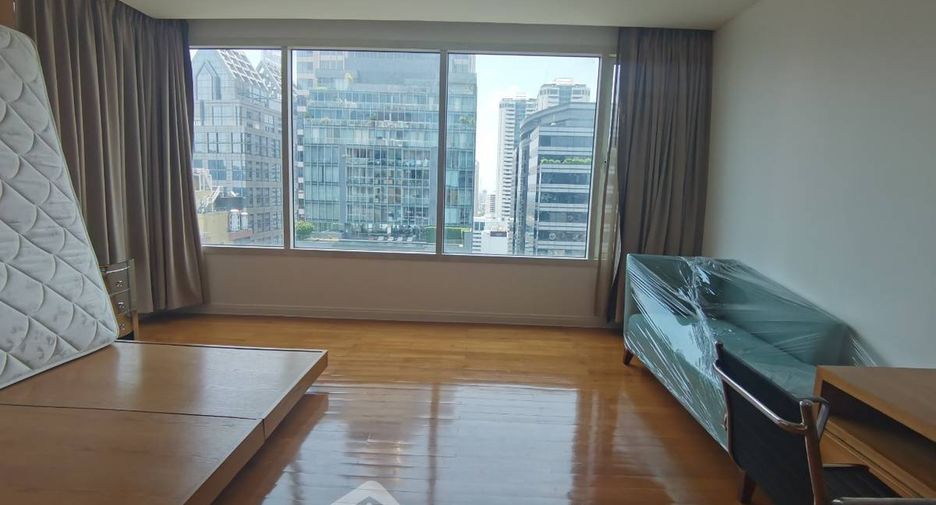 For rent 3 ベッドルーム condo in Bang Rak, Bangkok