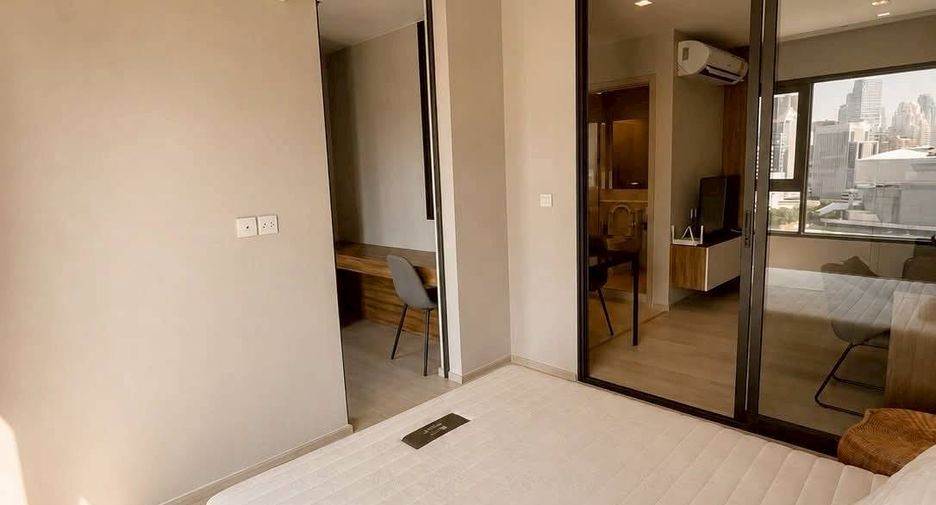 For rent 1 bed condo in Pathum Wan, Bangkok