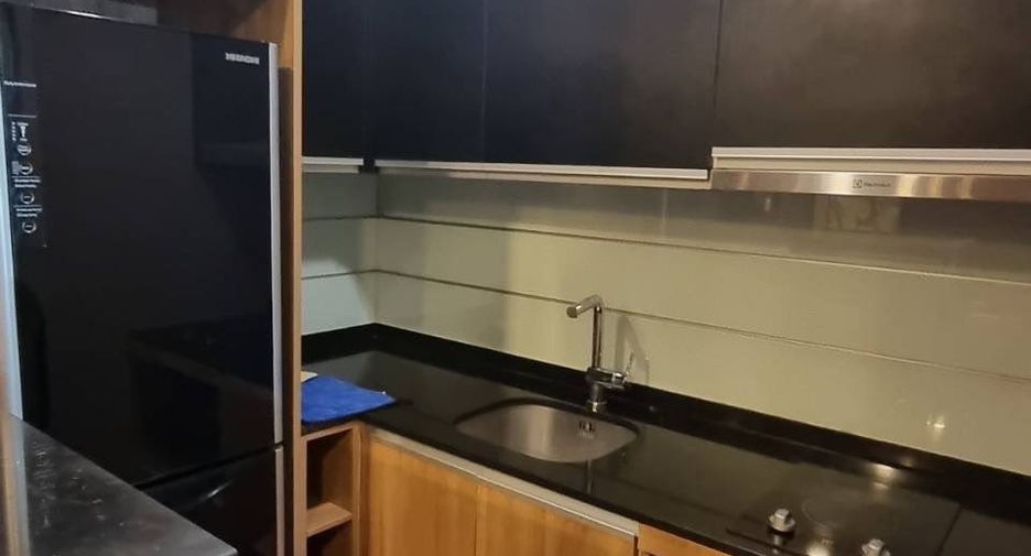 Wohnung zum Kauf mit 1 Zimmer in Pathum Wan, Bangkok