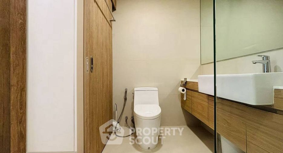 For rent 1 Beds condo in Khlong Toei, Bangkok