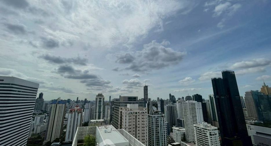 For rent 1 bed condo in Khlong Toei, Bangkok