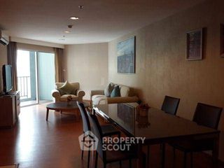 Condo en alquiler de 3 habitaciones en Huai Khwang, Bangkok