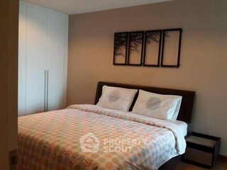 Condo en alquiler de 3 habitaciones en Huai Khwang, Bangkok