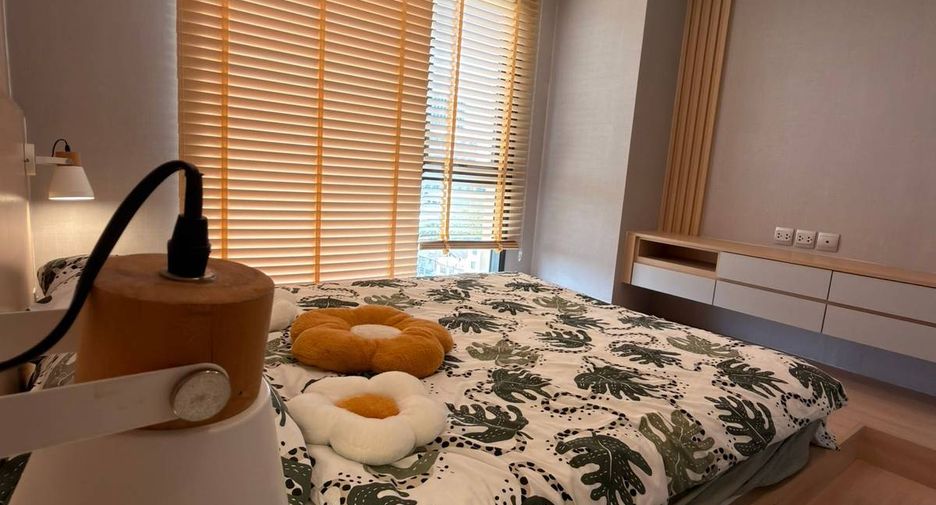 À louer 2 chambres condo à Phra Khanong, Bangkok