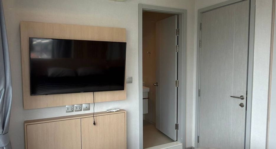 À louer 2 chambres condo à Phra Khanong, Bangkok