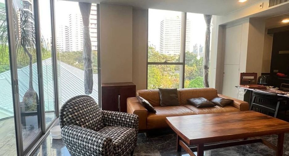 For rent 2 bedrooms condo in Watthana, Bangkok