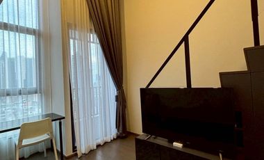 Wohnung zur Miete mit 1 Zimmer in Bang Rak, Bangkok
