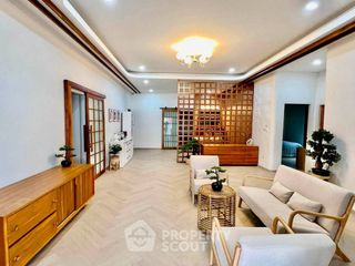 À louer 4 chambres maison à Bang Lamung, Chonburi