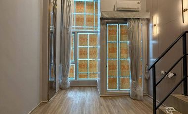 For sale 1 bed condo in Khlong Toei, Bangkok