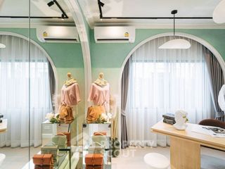 For sale 4 bedrooms house in Khlong Sam Wa, Bangkok