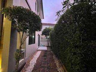 For sale 3 bedrooms house in Khlong Sam Wa, Bangkok