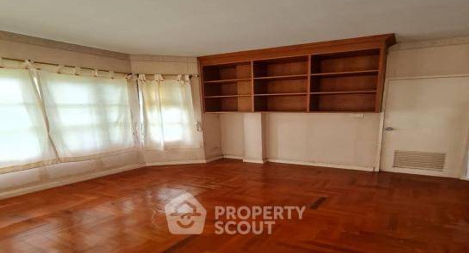 Casa en venta de 3 habitaciones en Min Buri, Bangkok